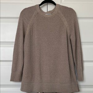 Old Navy Women's Beige Crew Neck Sweater